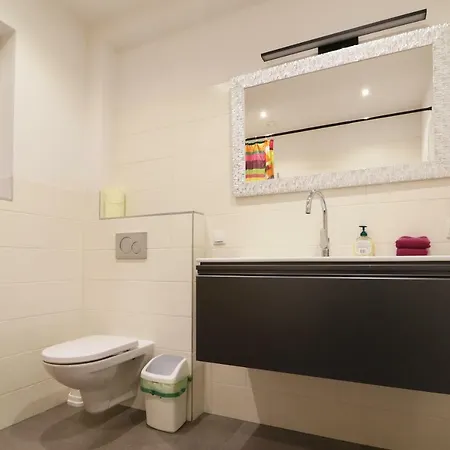 لوكيتش * كابرون